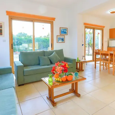 Βίλα Athina Finiki *