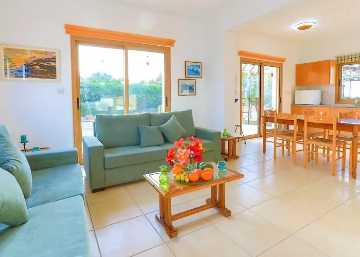 Villa Athina Finiki *