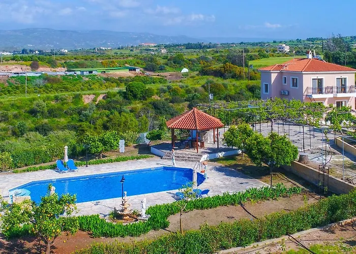 Athina Finiki Villa *